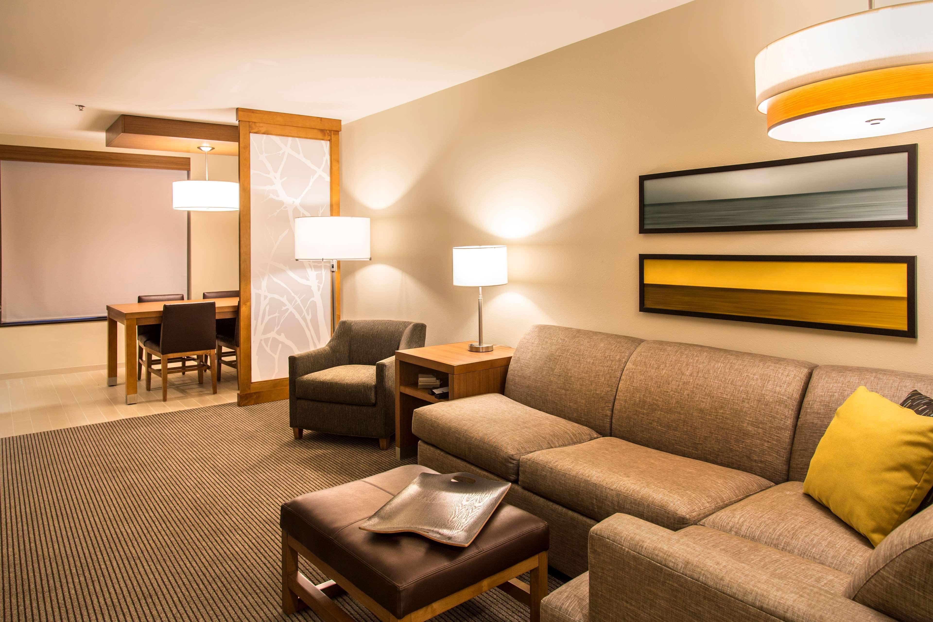 Hyatt Place Charlottesville Exterior photo
